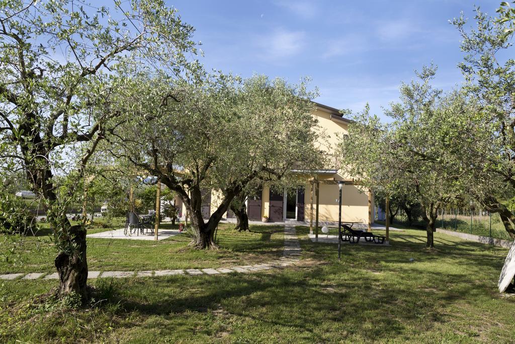 Villa L'OrtoBio Sarzana Esterno foto